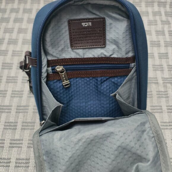 NWT Tumi Alpha Bravo Anti-Theft Chest Sling Bag | Tactical Blue Crossbody - Picture 7 of 7